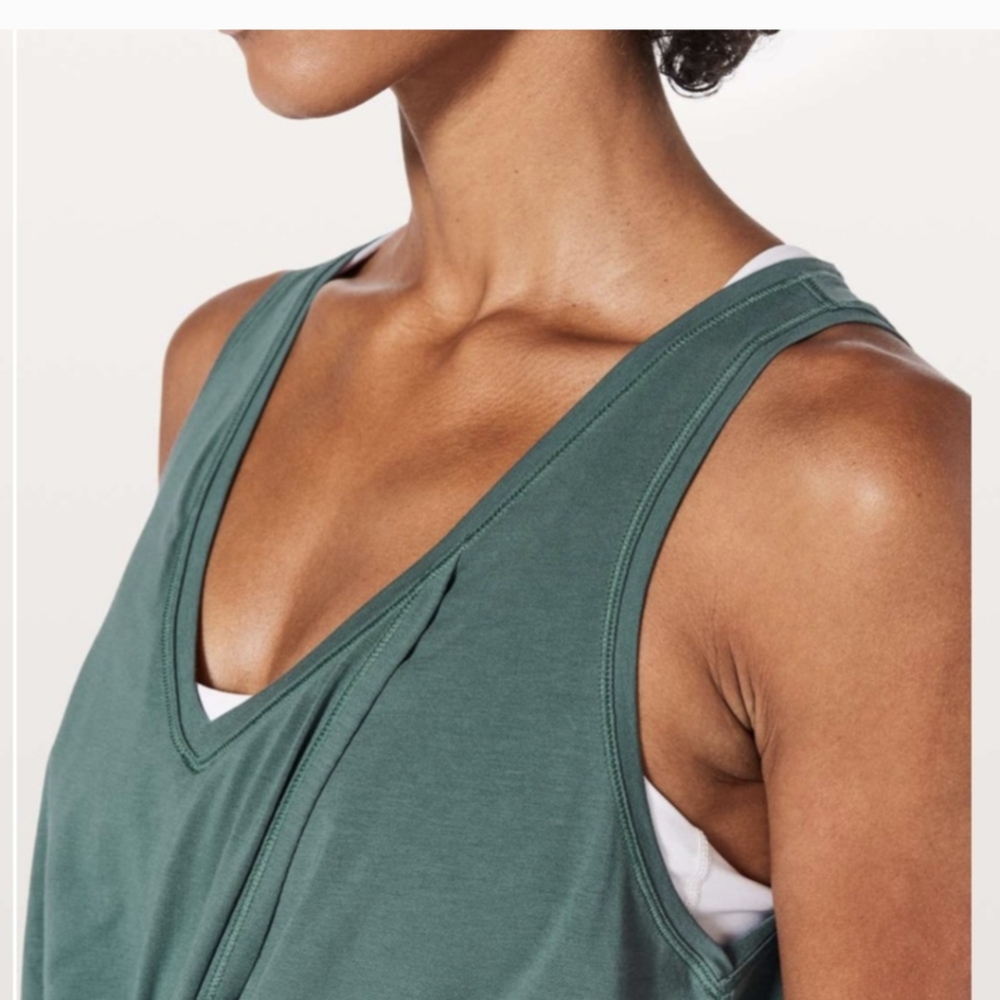 Lululemon Knot A Problem Tank Graphite Green - Picture 3 of 9